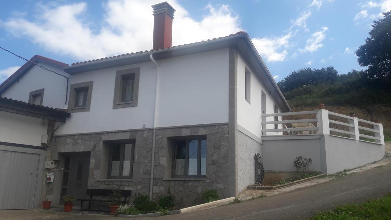 Alvares De Corvera *